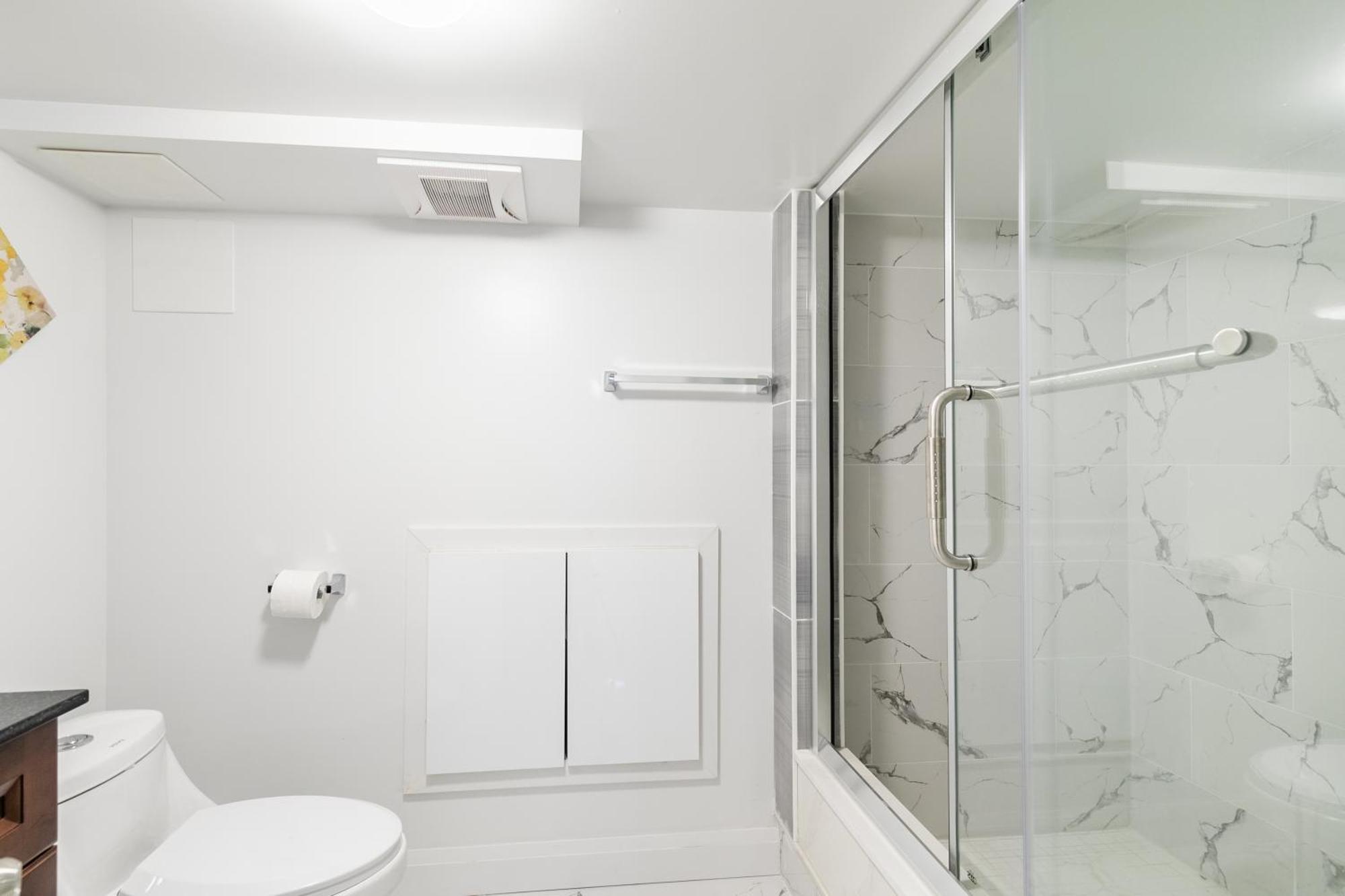 Beautiful Renovated Home 3 Mins Drive To Fall 尼亚加拉瀑布城 外观 照片